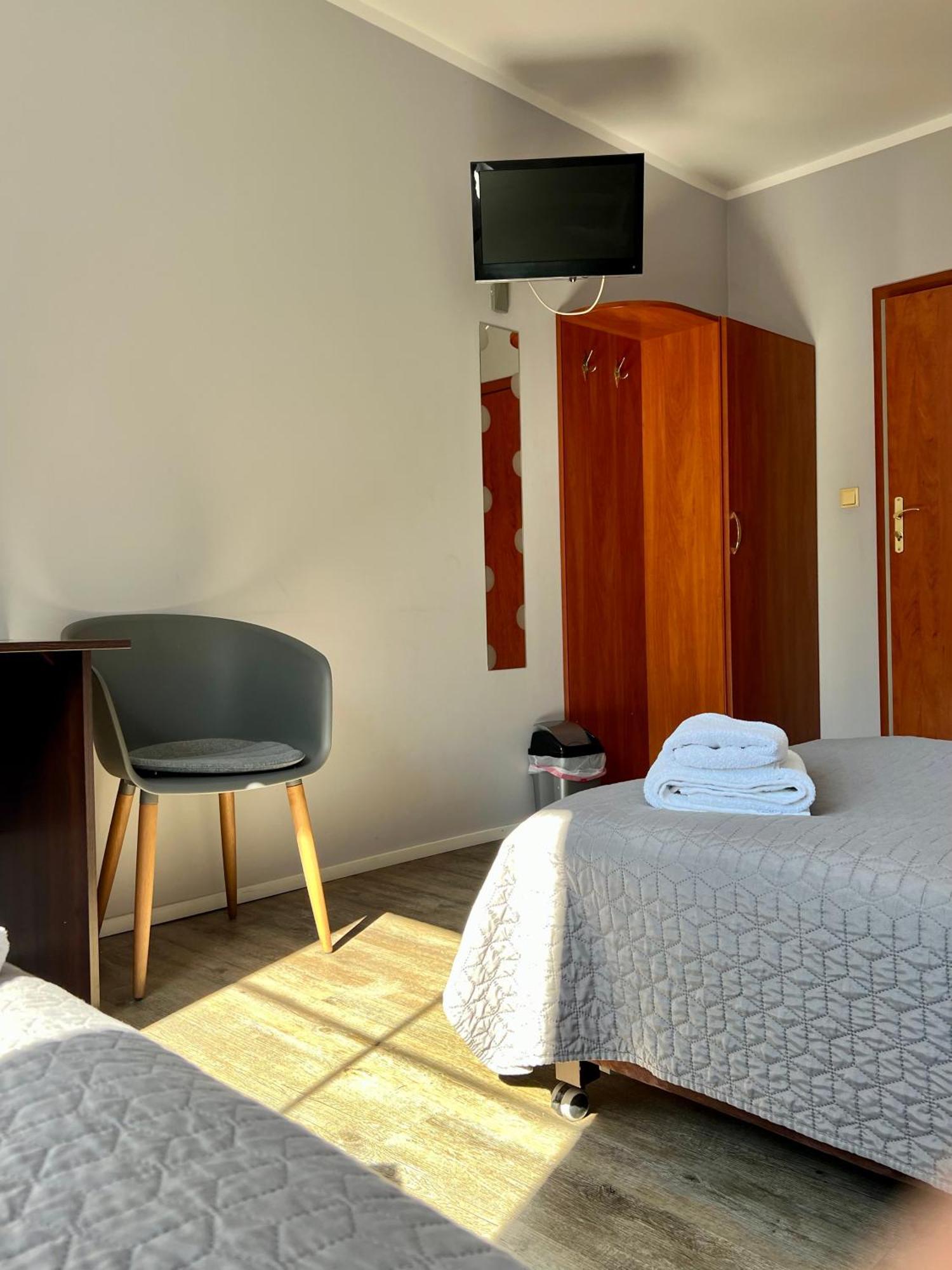 Motel Orzel Szczecinek Exteriör bild